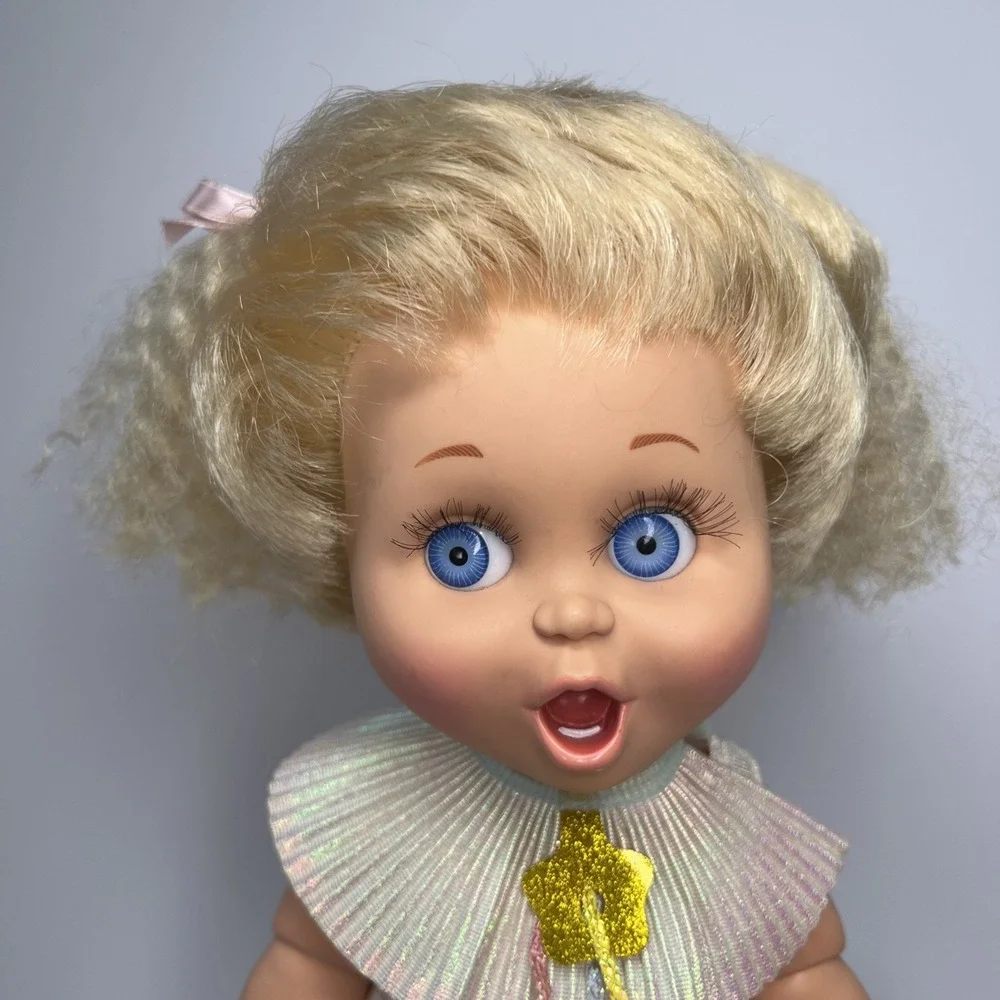 Vintage 1990 Galoob Baby Face So Surprised Suzie #2 Blue Eyes Silver Outfit